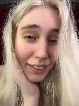LovelyMiu - take off my top+add oil on my fat ass