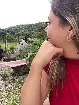 Kahreal - SHOW TITS NA CASA DA TIA