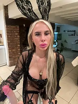 BellaGreenxo - Blow Job Tease with Dildo