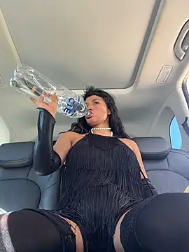 Sexi_noemi - SUCKING A DILDO IN THE STREET