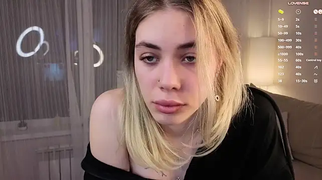 Leila_Vanilla - caress pussy gently to make it wet