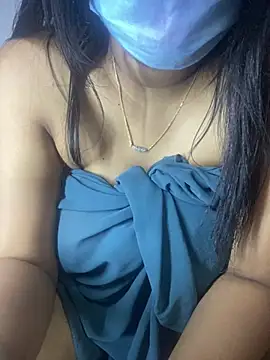 Officequeen - full nude