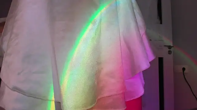 Alis_tauber - secret under the dress