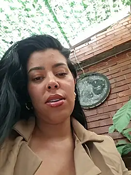 Luianna - Oil show and bouncing my tits