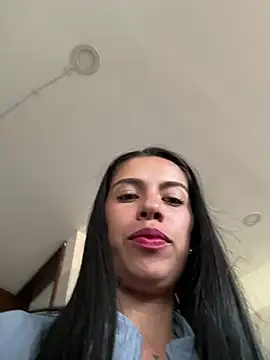 Nathaly_12 - Clitoris in close-up