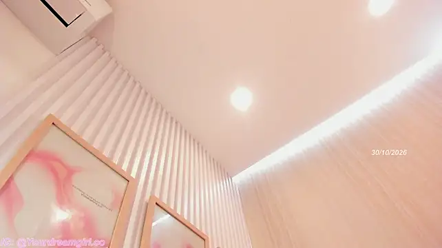 Yourdreamgirl__ - Suck on your breast and get some milk