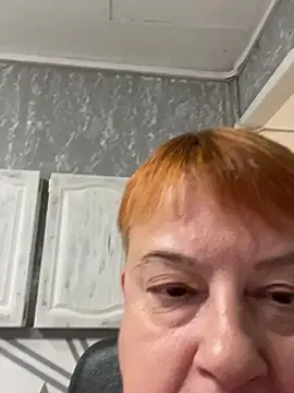 Klio5678 - two fingers in the pussy