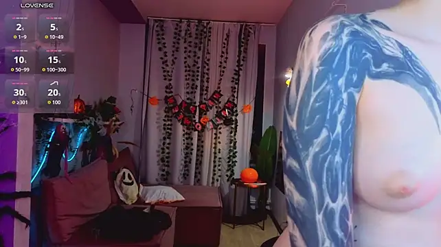 HazelTompson - PUT FINGER INSIDE TIGHT PUSSY