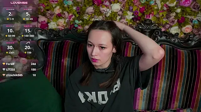 AriettiHamoe - remove bra