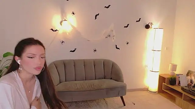 Tinapie - zoom my panty and slaps pussy