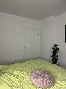 EllieArt - all naked for you