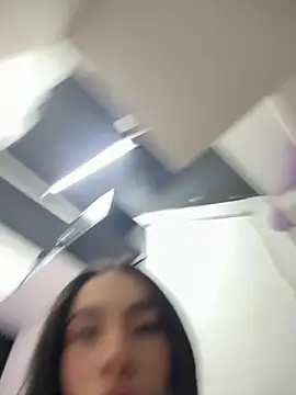 Lunaluxury22 - Play pussy + slap in the store 😈😈