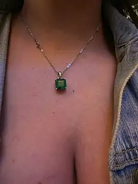Alirawrz - Tease me outdoor