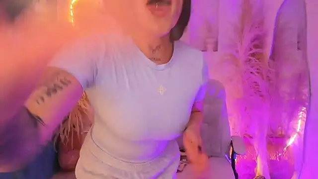 ViolettaHotLatin_