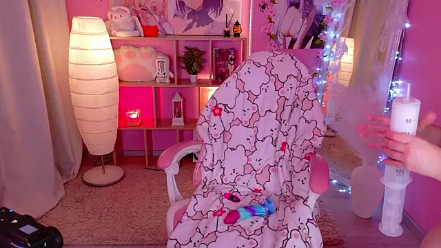 Coconut_Mia - take off all clothes