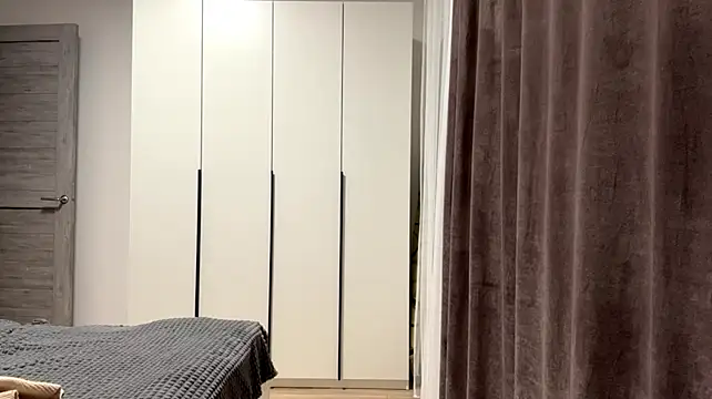 KarmenAlson - сShould I take off my cardigan?