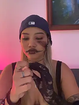 Scarlet_Thai - Play pussy n cum