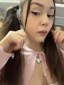 Peachy_Dream - massage my pussy under panties and moan!