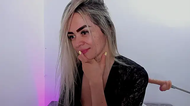 Luna_Marquez