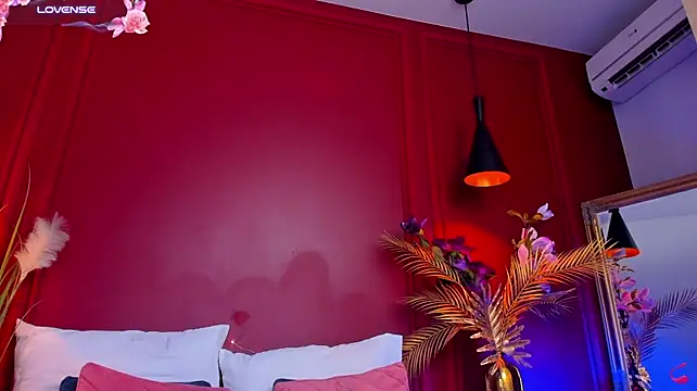 LunaKale - fingers in pussy
