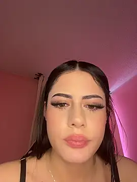 Baby_Meli - DOGGY STYLE NAKED