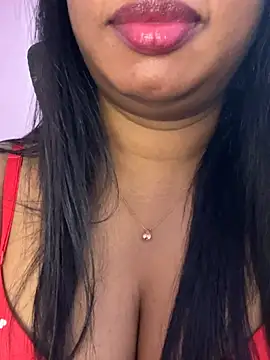 Tamil_Maaya