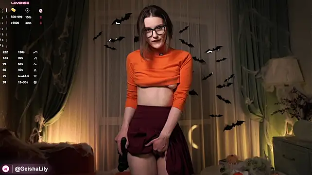 LoraDevon - Lift up my skirt and dance my ass