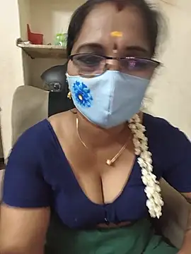 Tamilyazhini19