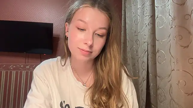VaelZira - Show my panty straps😍😍