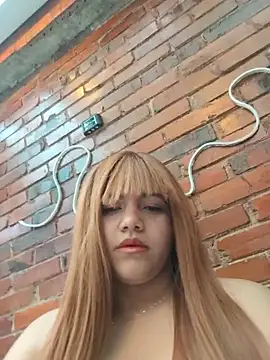 Ivy_enjoy - Rub pussy in public