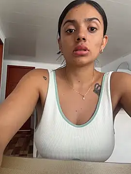 Pau_9 - Flash tits