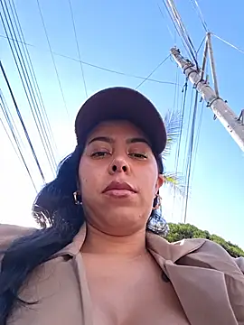 Luianna - Oil show and bouncing my tits