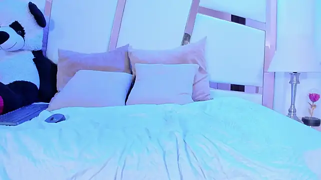 Alien_dakota - undress me