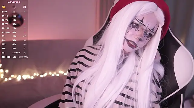 Miuri_miy - Flash titties 🍒 チラッと胸を見せるよ