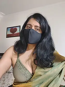 Cute-Maanvi
