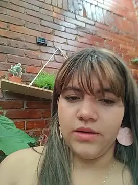 Ivy_enjoy - Rub pussy in public