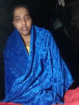 Pinki_thakur_1