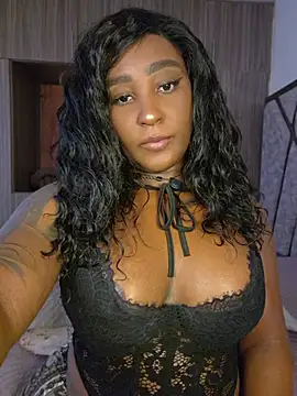 Denise_wolfe21 - SHOW ASS, MASSAGE OIL AND SPANK🔥🥵