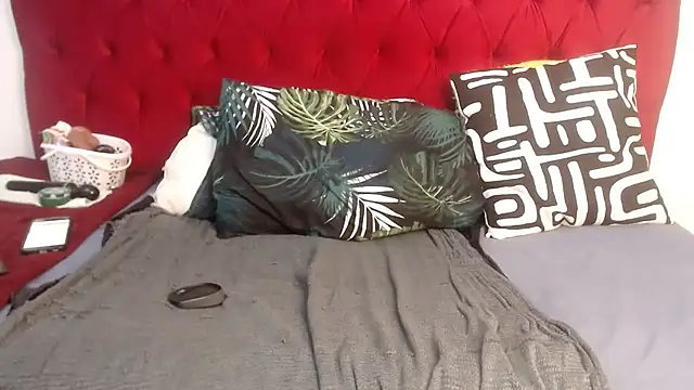 CurvyQueenx2 - PLZ HELP ME BE MY OWN BOSS DADDIES