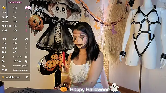 ConniecuteE - Show your boobs