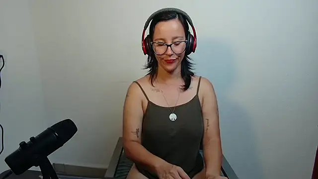 Mahina84 - masturbate for 5 min