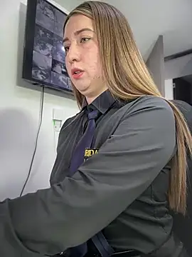 Suzy-111 - 🌸 My pussy in your face 🤫