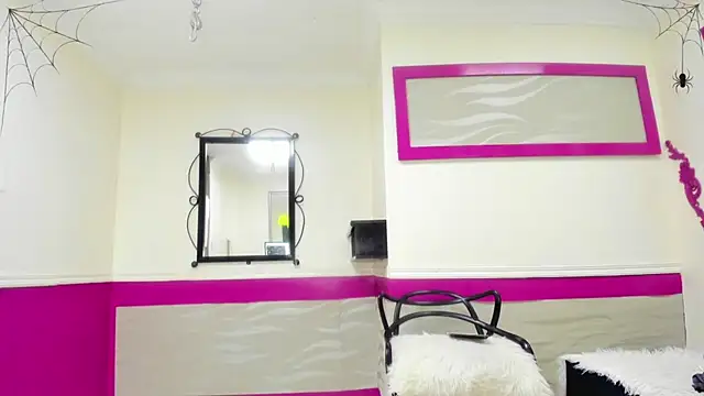 Erika_evanss