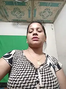 Payel_50 - 5 minute fingering show