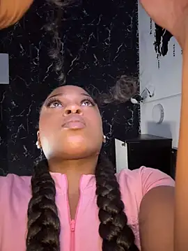 Melany_Williams - NAKED SHOW BODY