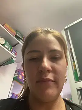 Andrea_19blonde