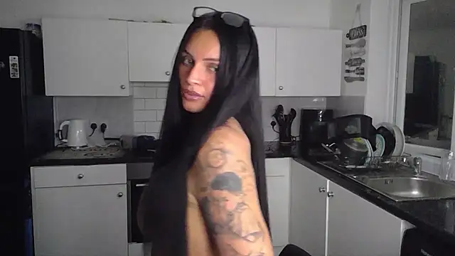 Destinylovex - last tipper wins free nude