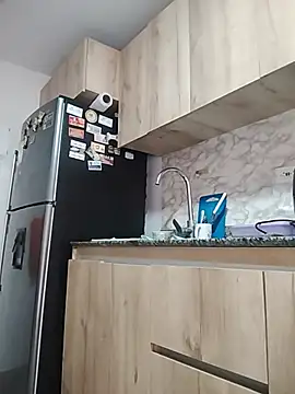 Monita_Med - Show de Boobies in crem