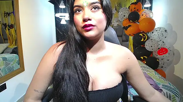 Sita_Nair - show mouth