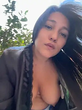 Emily_Gomezz - Ride dildo in ass